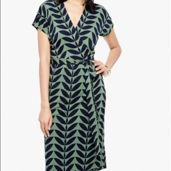 Ann Taylor Dresses & Skirts - Ann Taylor Wrap Dress